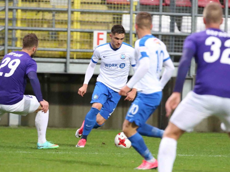 Az első és az utolsó találkozik a Hidegkuti Stadionban