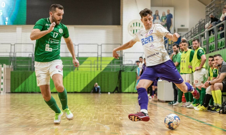 Futsal: Döntetlen a Fradi-Újpest, magabiztosan nyertek a bajnoksesélyesek