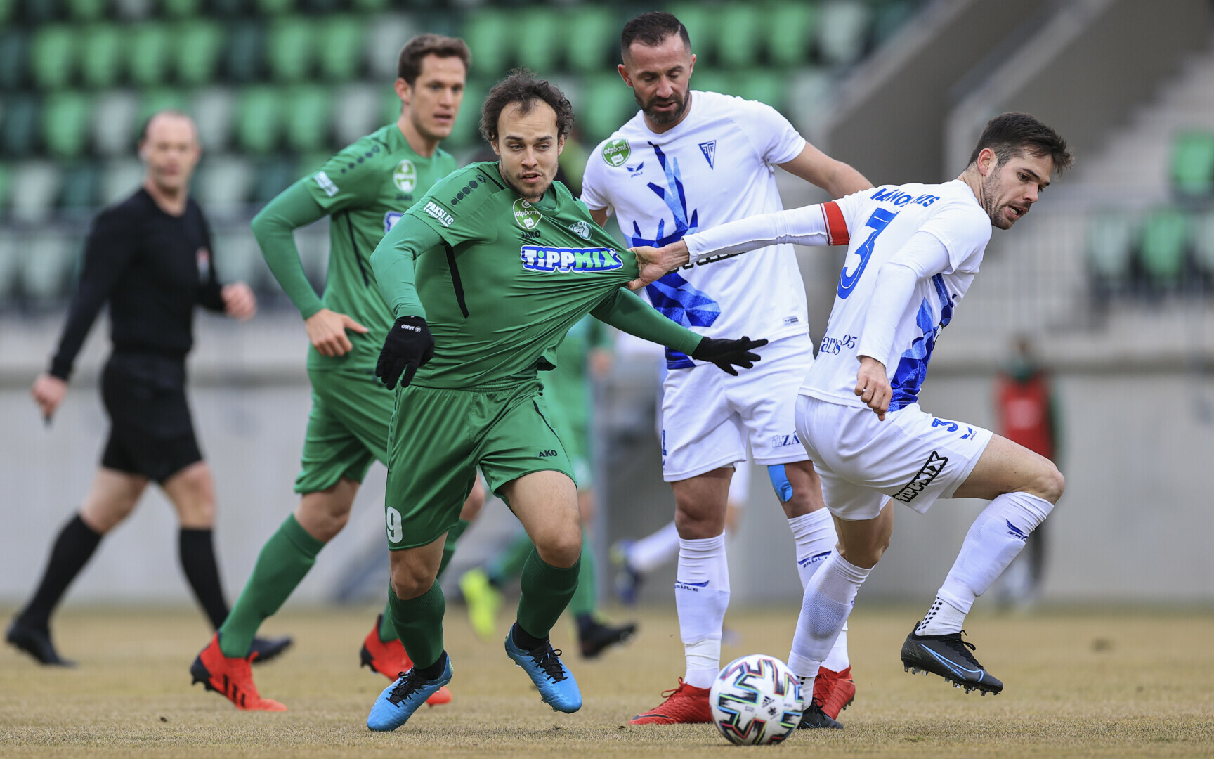 Győzelemmel indította az évet a Paks és a Gyirmót