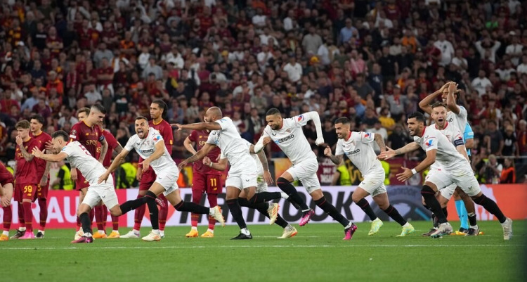 A Sevilla nyerte az éjszakába nyúló EL-döntőt a Puskás Arénában
