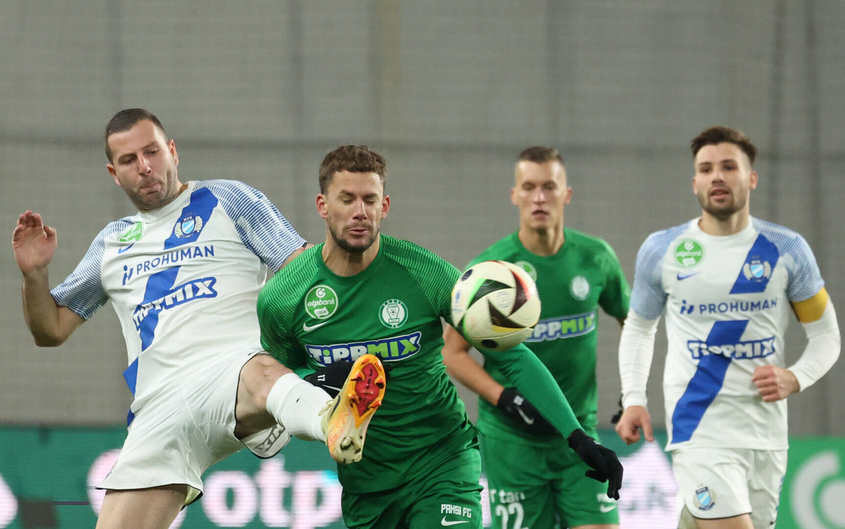 A Paks legyőzésével dobogón az MTK