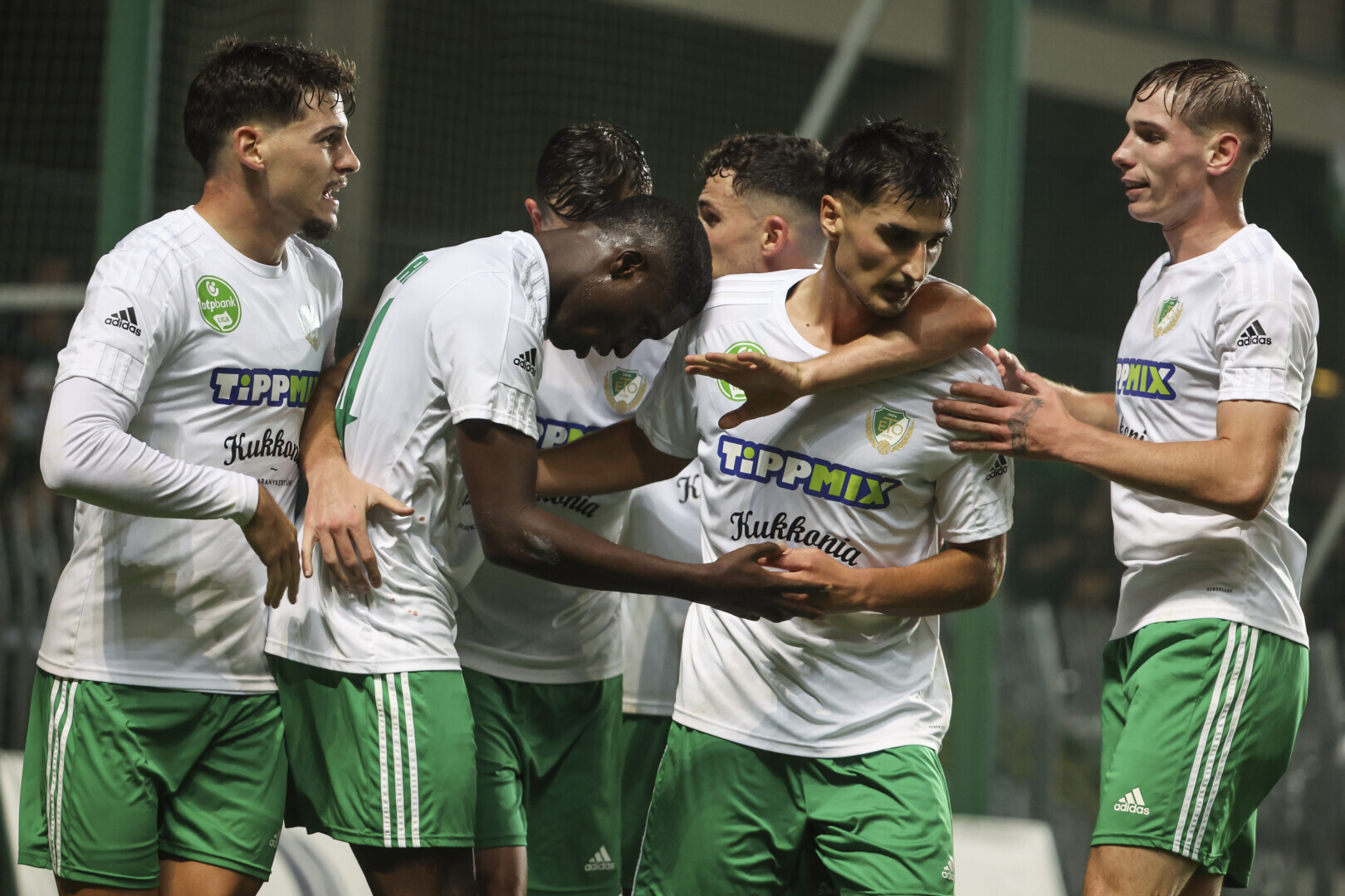 Nyert és élre állt a Ferencváros, kikapott Győrben a Puskás Akadémia