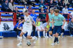 Folytatta győzelmi sorozatát a listavezető