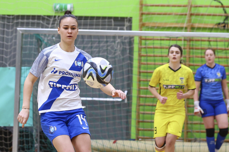 Fedett pályán zárják az évet a Simple Női Liga csapatai