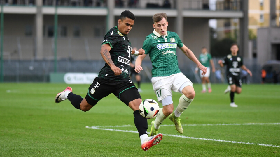 A címvédő fogadja a listavezetőt a Fizz Liga idei első fordulójában