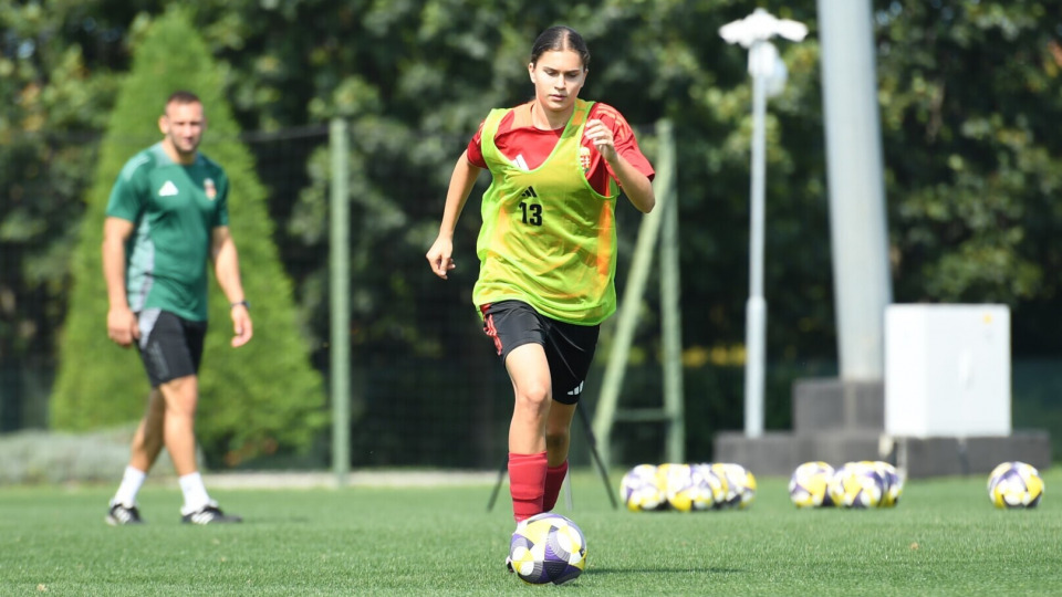 Írországgal csap össze a női U17