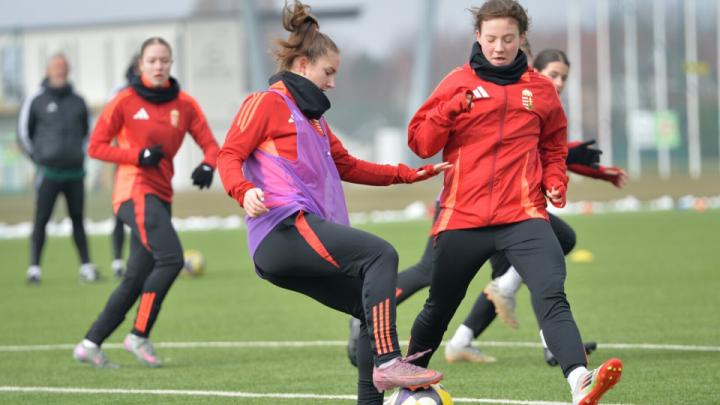 A szövetségi kapitány is megnézte a női utánpótlás-válogatottak játékosait Telkiben