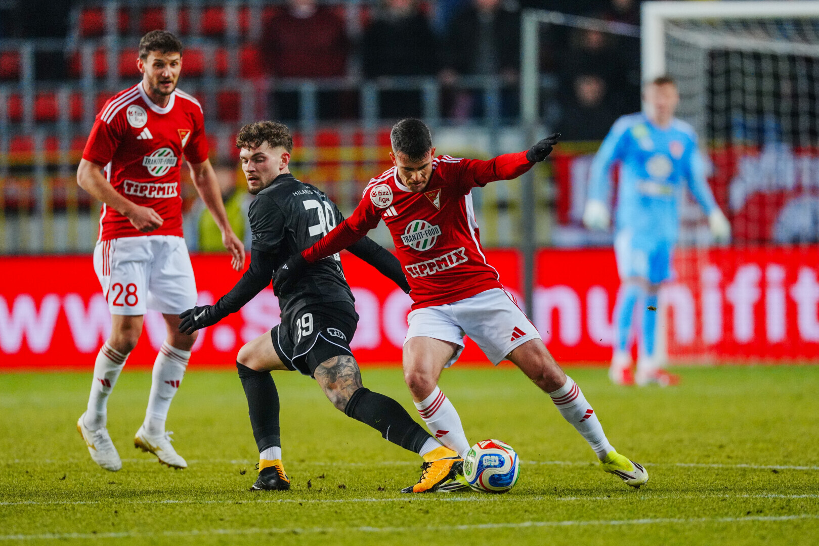 Kétgólos hátrányból szerzett pontot Debrecenben az MTK