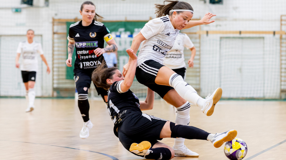 Női futsal NB I - DEAC-siker a döntő első felvonásán