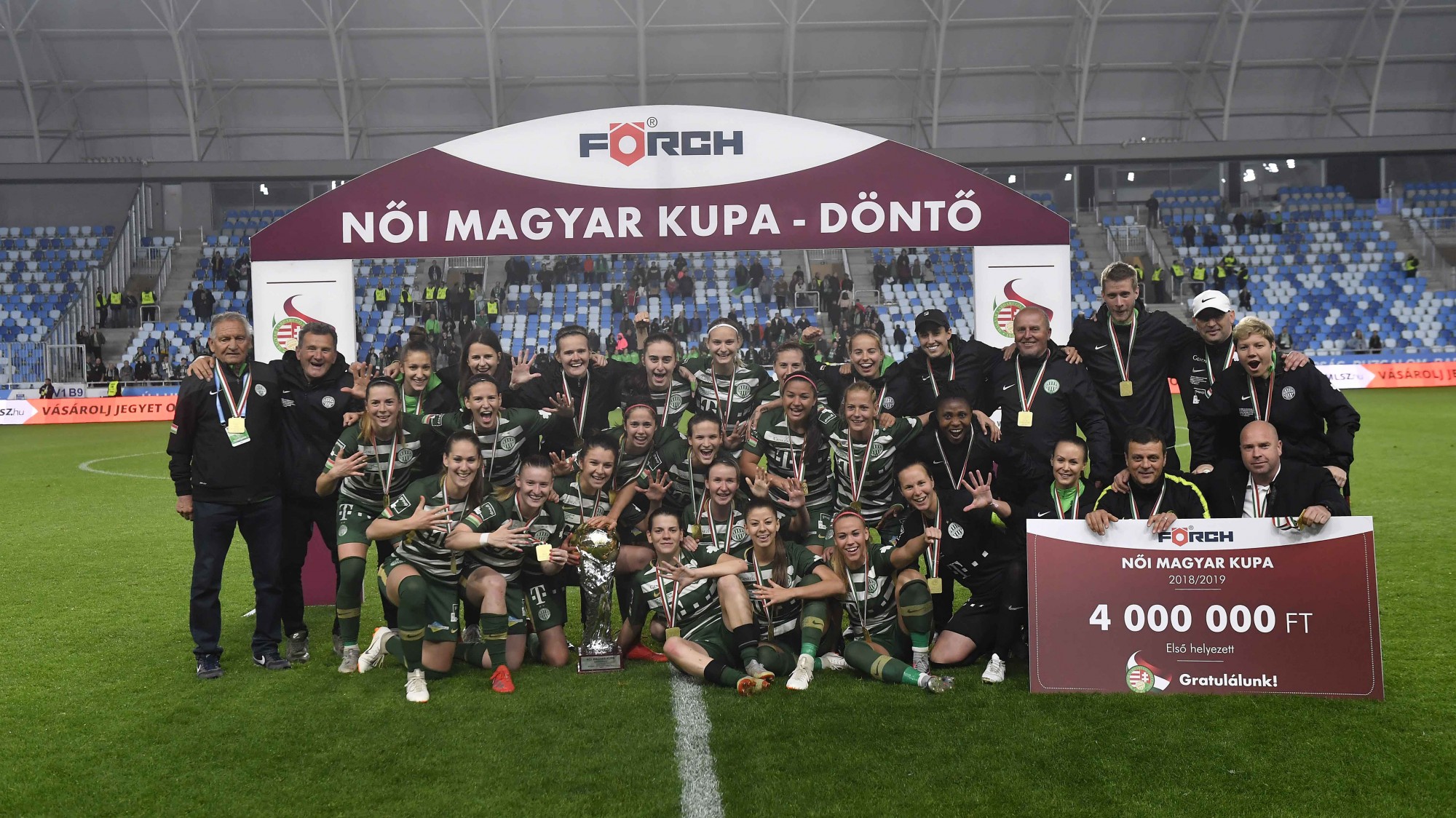 Mlsz Kozpont Parazs Kuzdelemben Lett Otszoros Kupagyoztes A Fradi