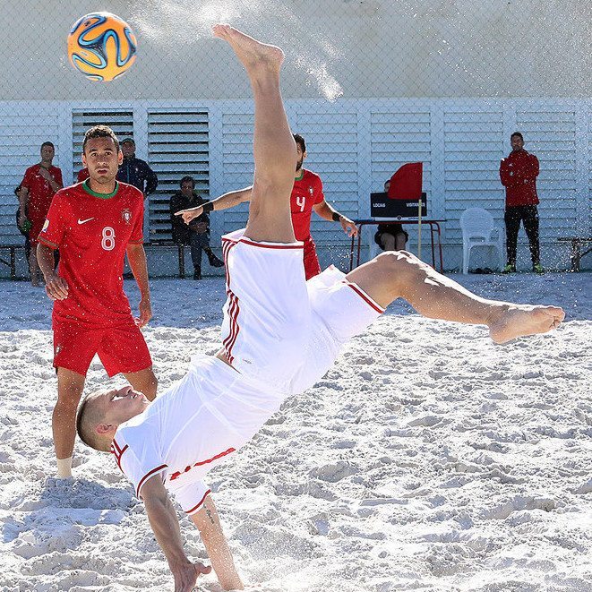 Strandlabdarúgás: kétszer is megszorítottuk a portugálokat