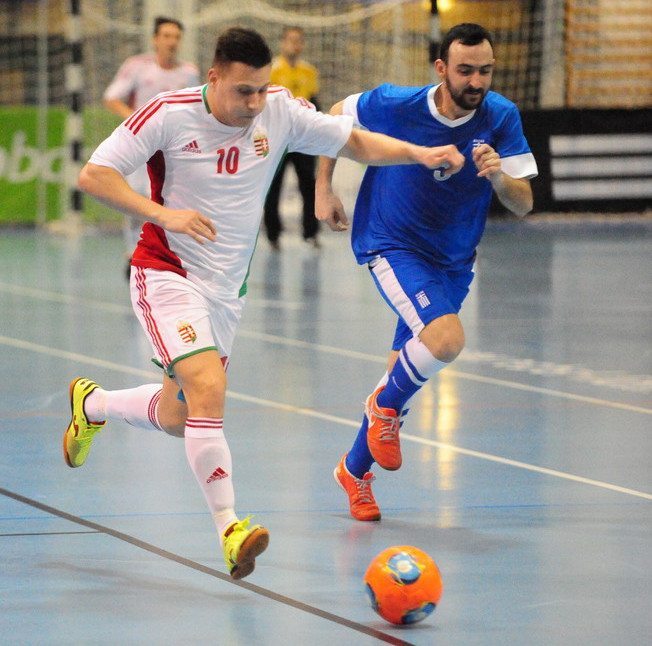 Futsal: Romániával játszunk az Eb-részvételért